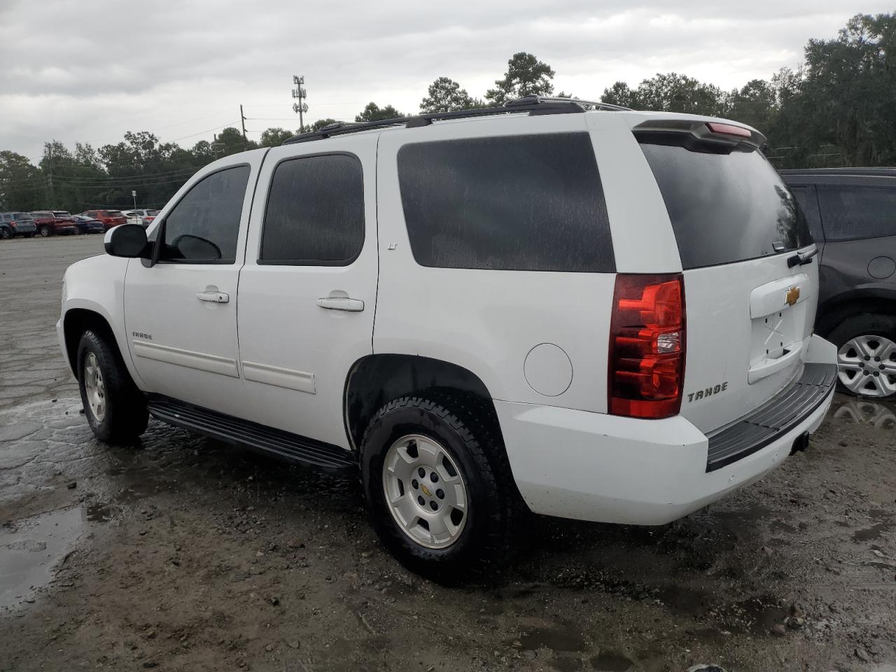 2012 Chevrolet Tahoe - Image 2