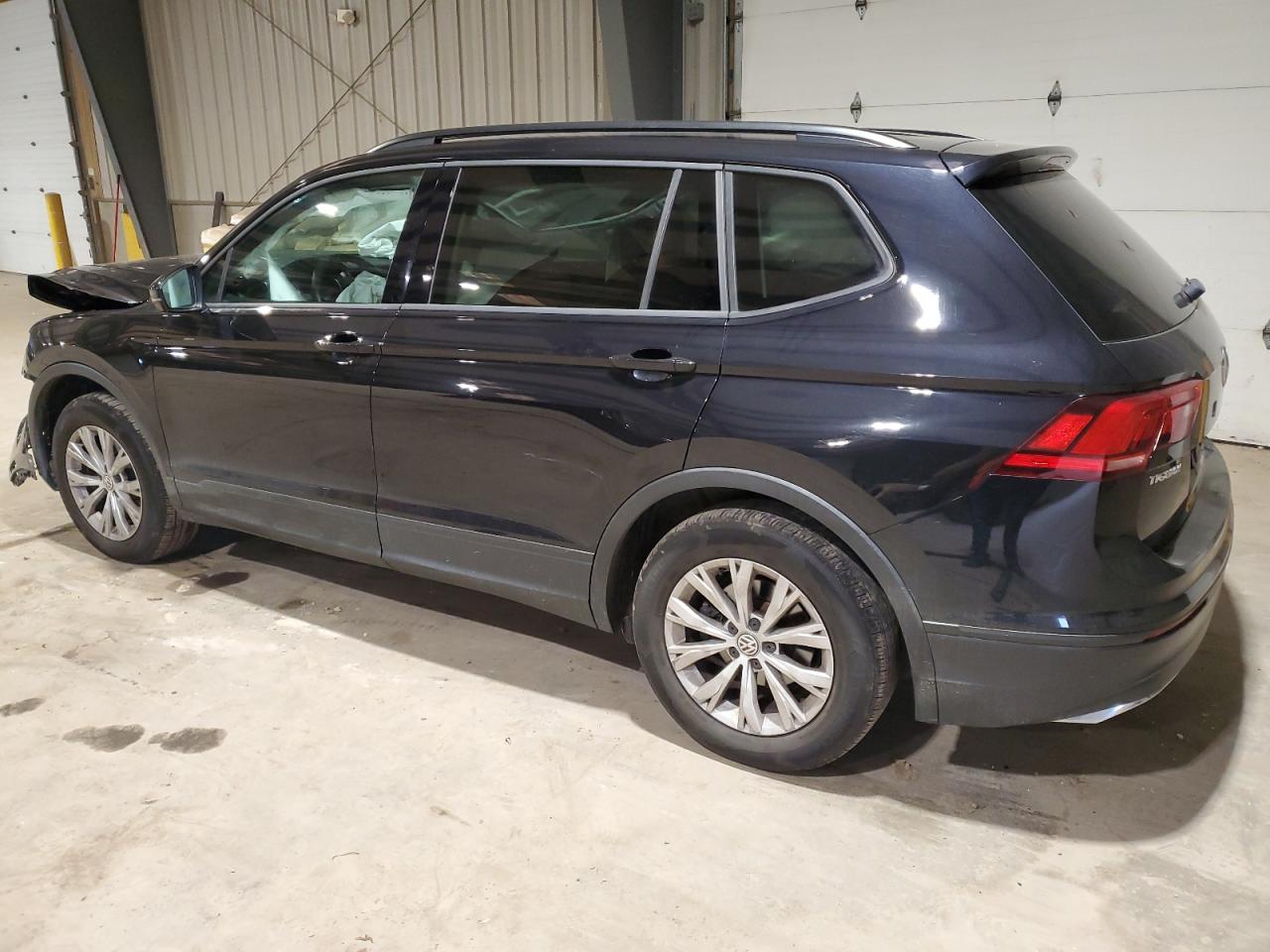 3VV1B7AX7JM024542 2018 VOLKSWAGEN TIGUAN - Image 2