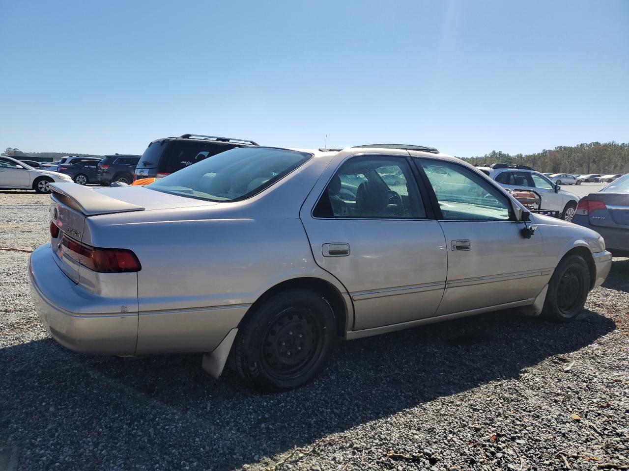 1999 Toyota Camry - Image 3