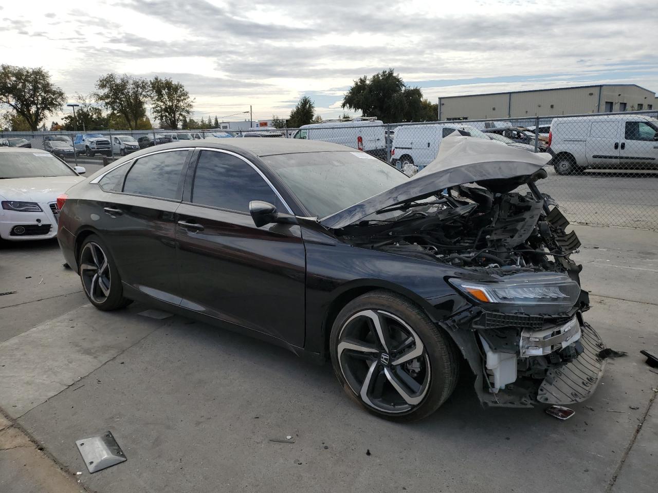 VIN 1HGCV1F33MA094883 2021 HONDA ACCORD no.4