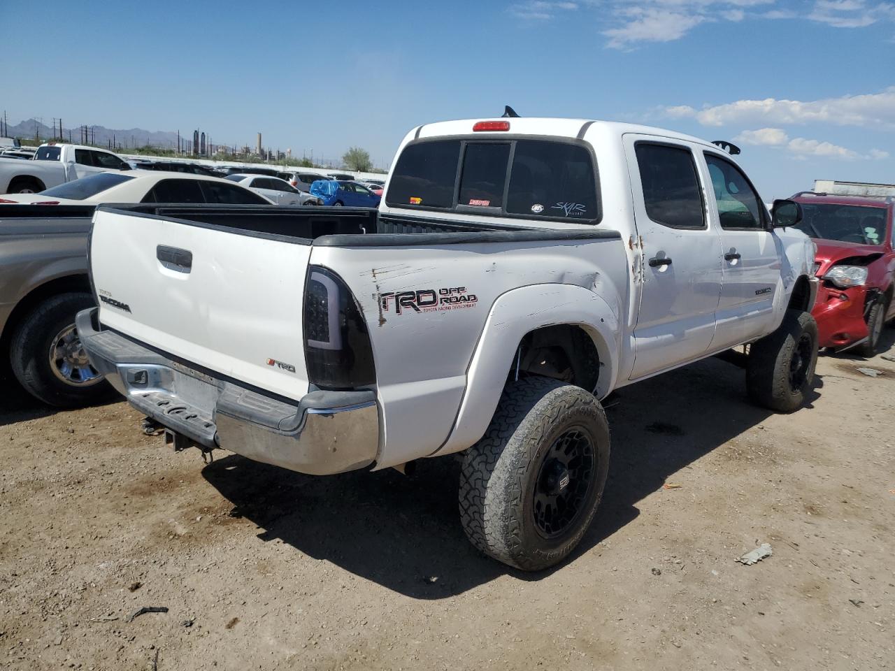2012 Toyota Tacoma - Image 3