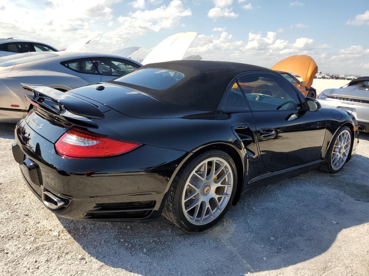 2011 Porsche 911 - Image 3