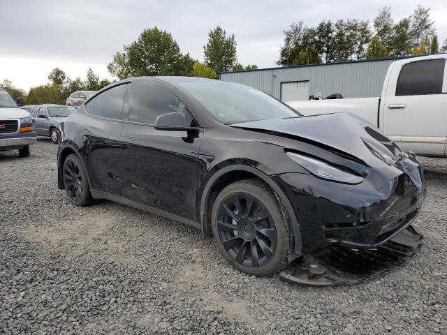  TESLA MODEL Y 2022 Черный