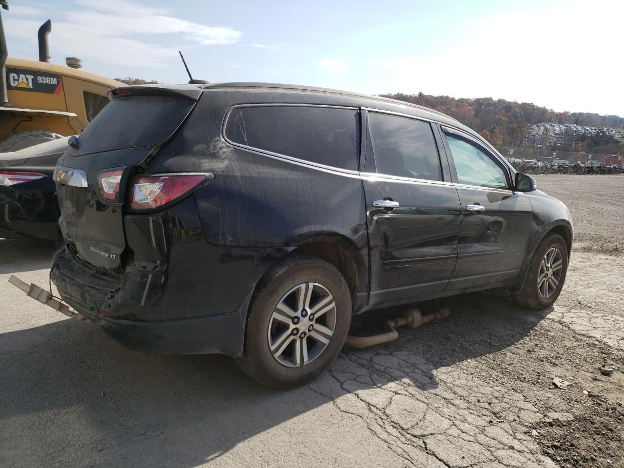 VIN 1GNKVHKD8GJ167646 2016 CHEVROLET TRAVERSE no.3