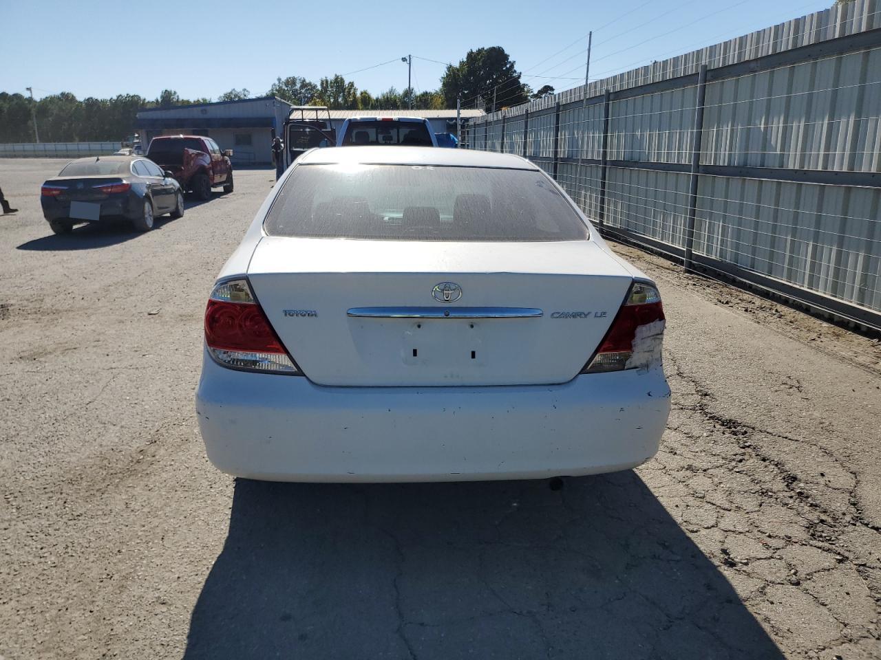 2006 Toyota Camry Le VIN: 4T1BE32K36U655714 Lot: 76143714