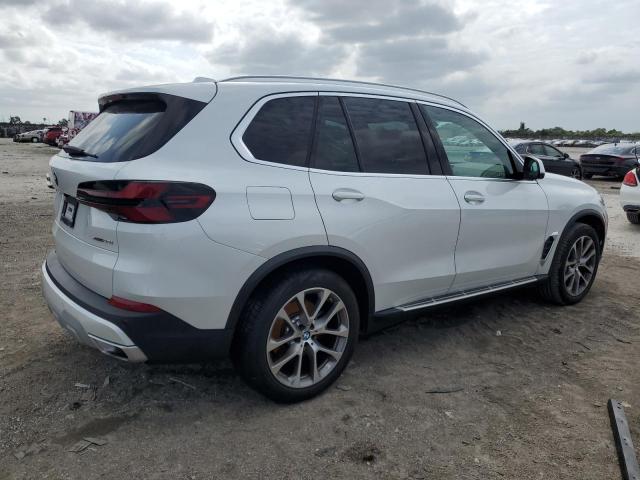  BMW X5 2024 Белый