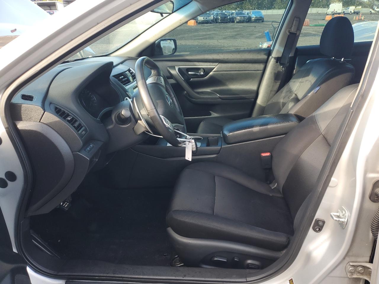 2017 Nissan Altima - Image 7
