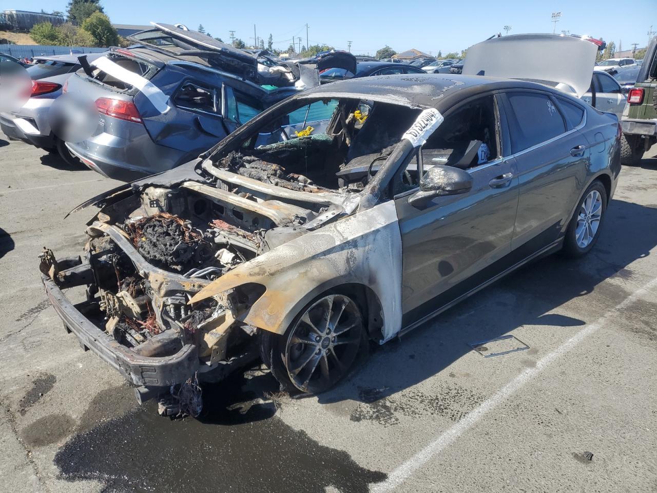 3FA6P0HD2KR178370 2019 FORD FUSION - Image 1