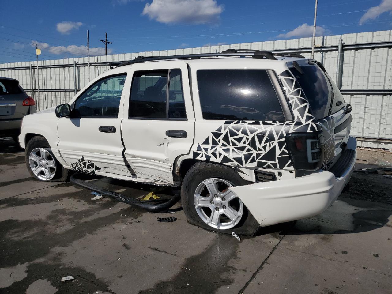 2004 Jeep Grand Cherokee - Image 2
