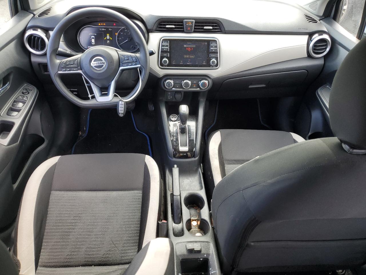 2021 Nissan Versa - Image 8
