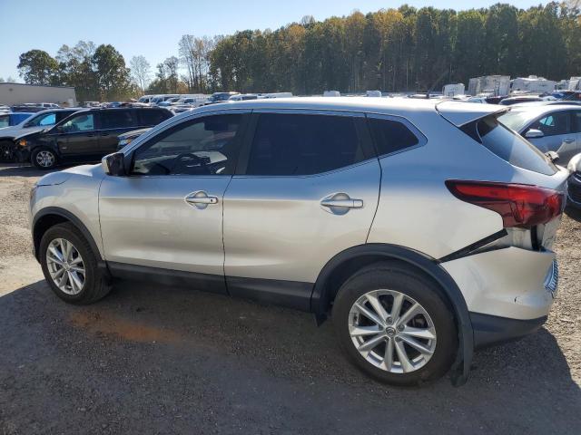  NISSAN ROGUE 2017 Silver