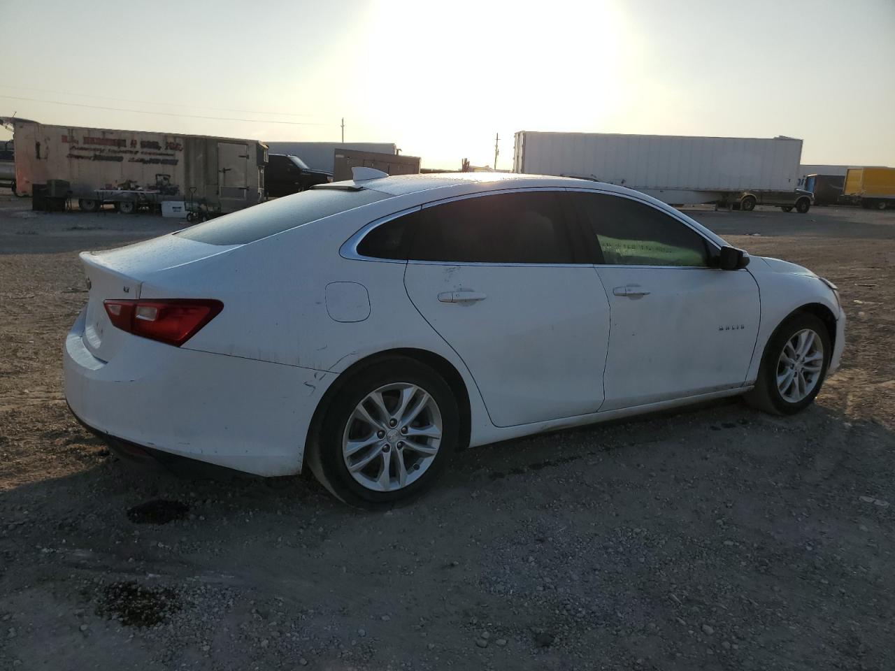 2017 Chevrolet Malibu - Image 3