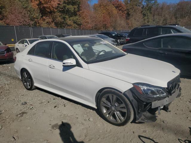  MERCEDES-BENZ E-CLASS 2015 Biały