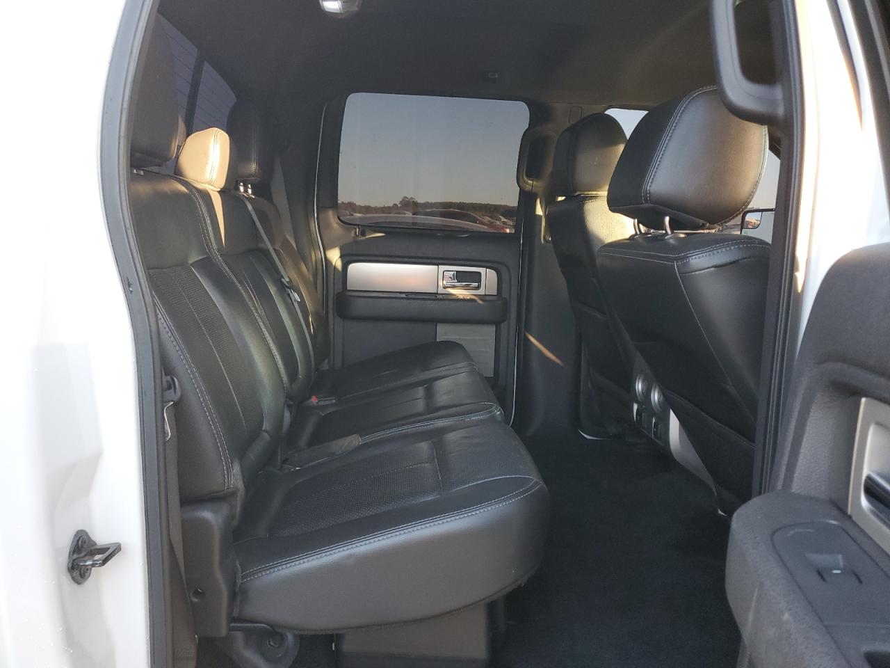 2013 Ford F-150 - Image 10