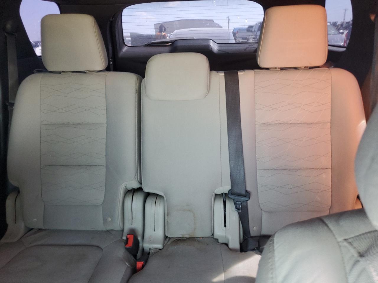2014 Ford Explorer - Image 10