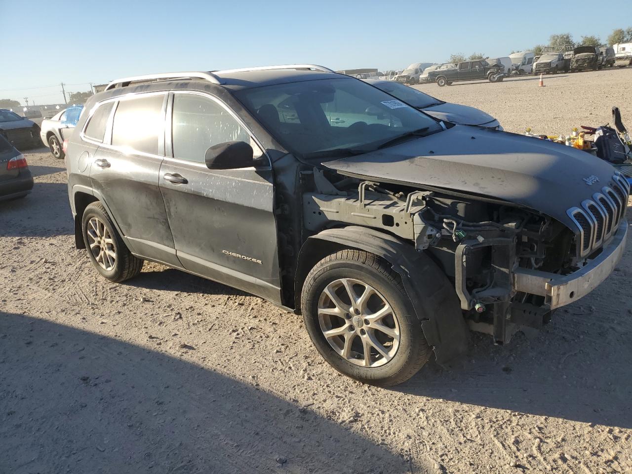 2016 Jeep Grand Cherokee - Image 4
