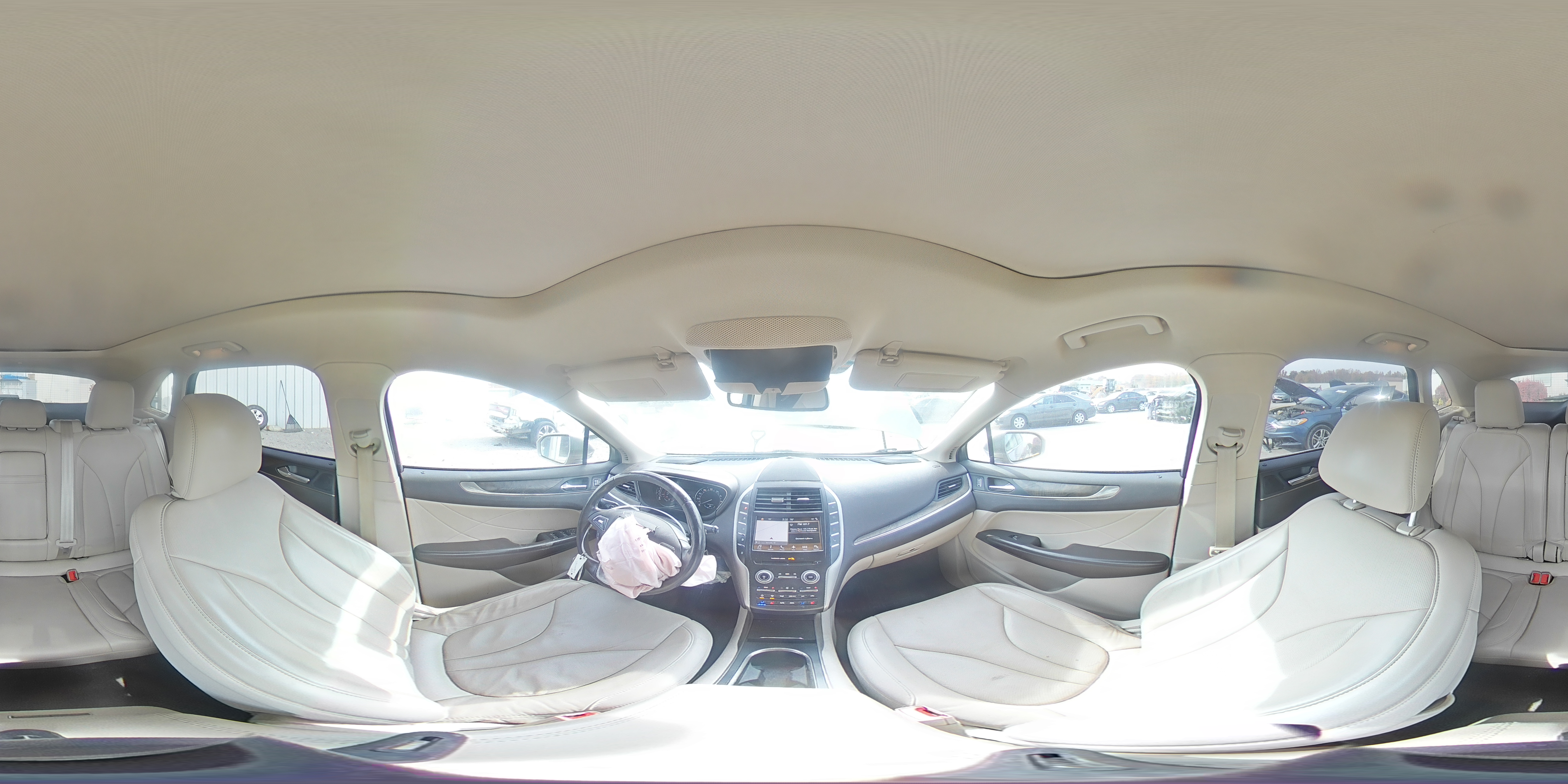 2018 Lincoln MKC - Image 16