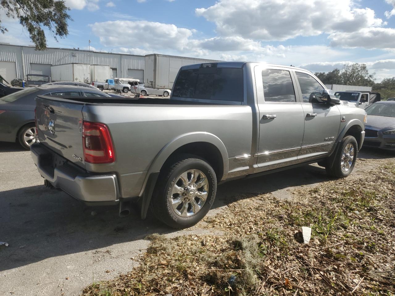 2022 RAM 2500 - Image 3