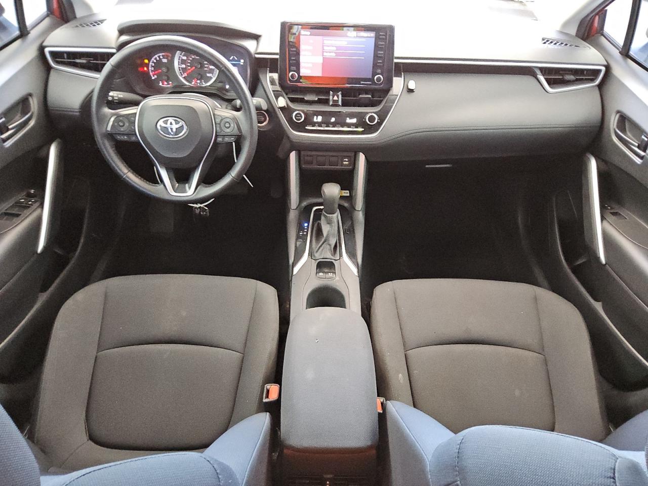 2022 Toyota Corolla Cross Le VIN: 7MUCAAAG3NV009264 Lot: 73685784