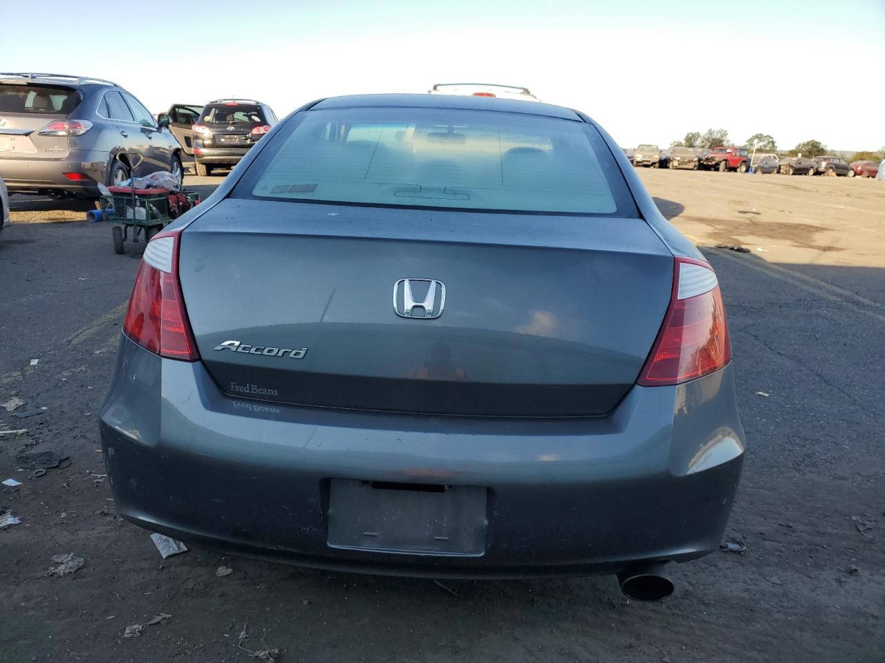 1HGCS12319A005835 2009 Honda Accord Lx