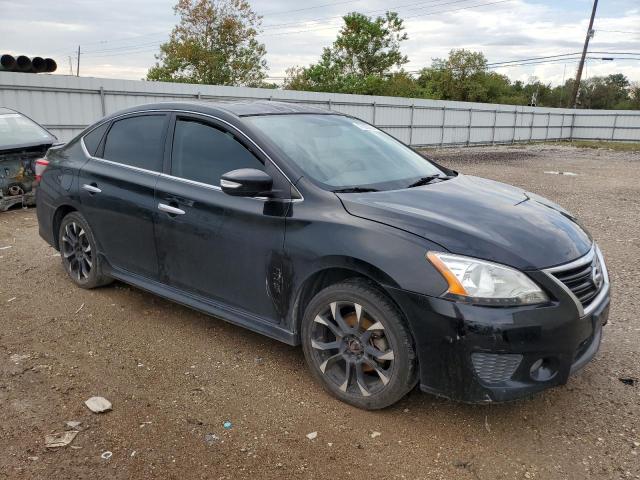 Седани NISSAN SENTRA 2015 Чорний