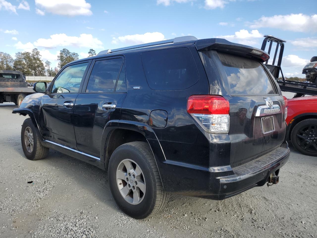 2010 Toyota 4Runner - Image 2