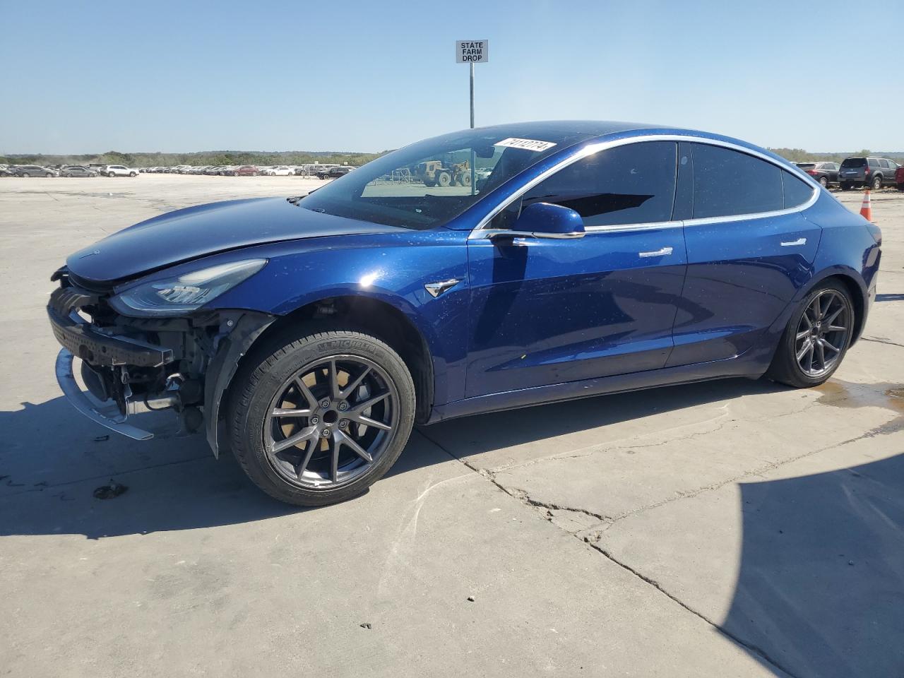 5YJ3E1EAXKF424988 2019 Tesla Model 3