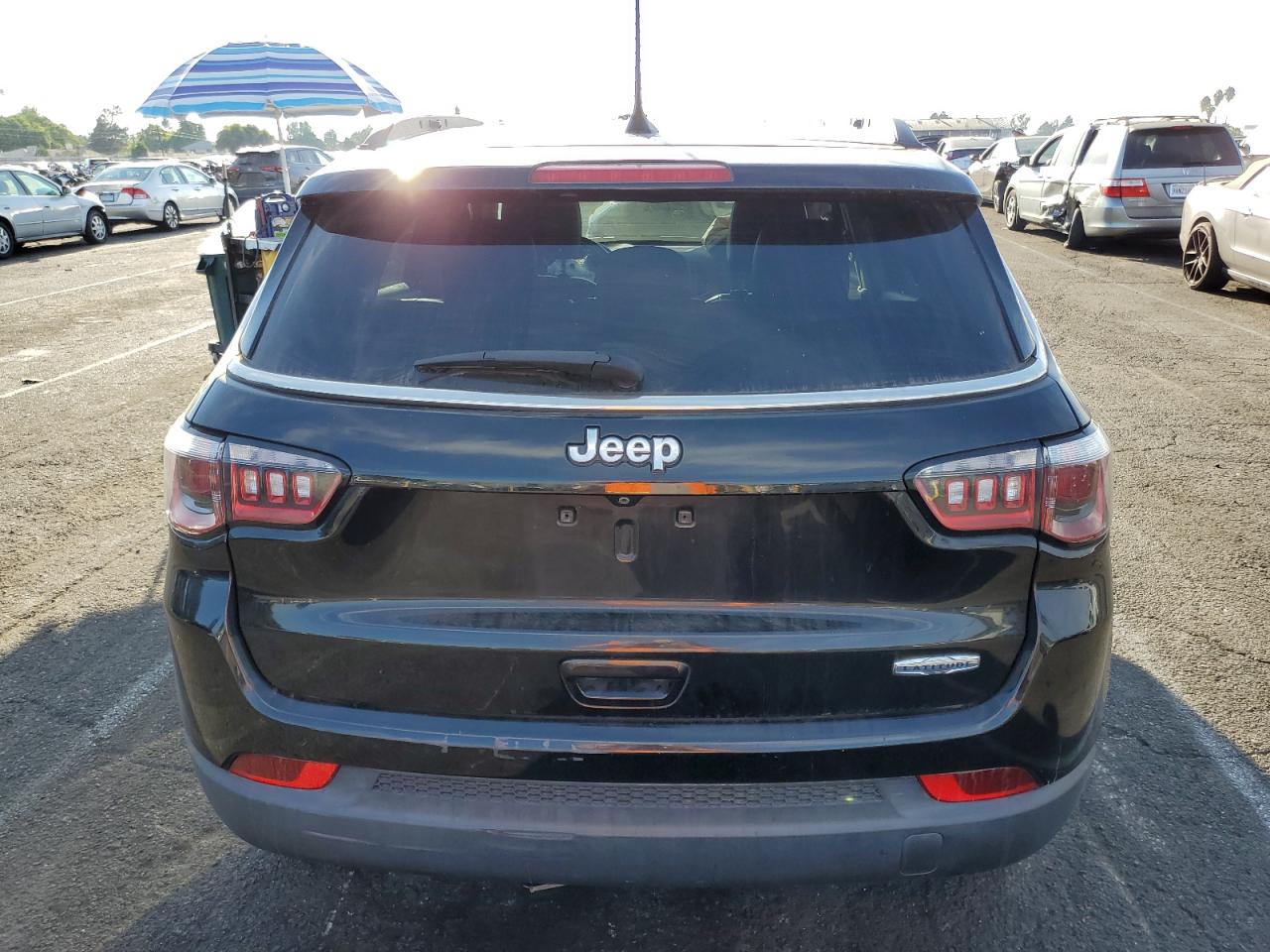 2019 Jeep Compass Latitude VIN: 3C4NJCBBXKT614983 Lot: 75737914