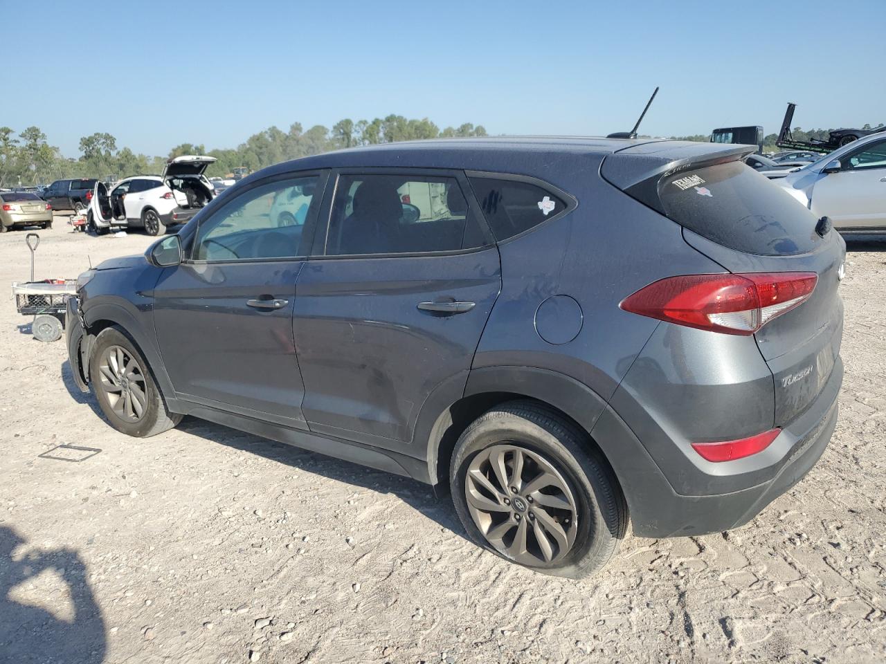 2017 Hyundai Tucson - Image 2