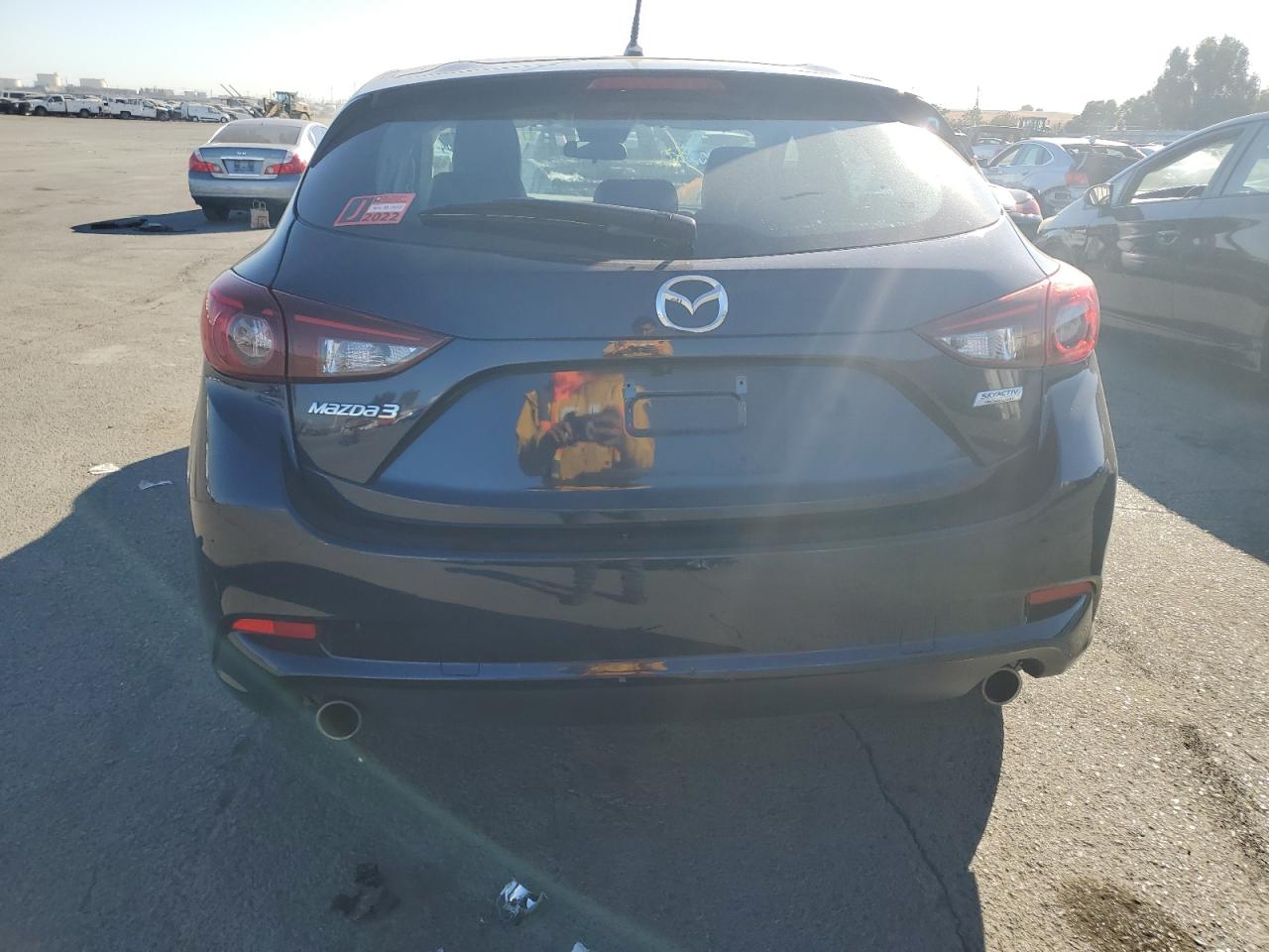 3MZBN1L31JM243706 2018 Mazda 3 Touring