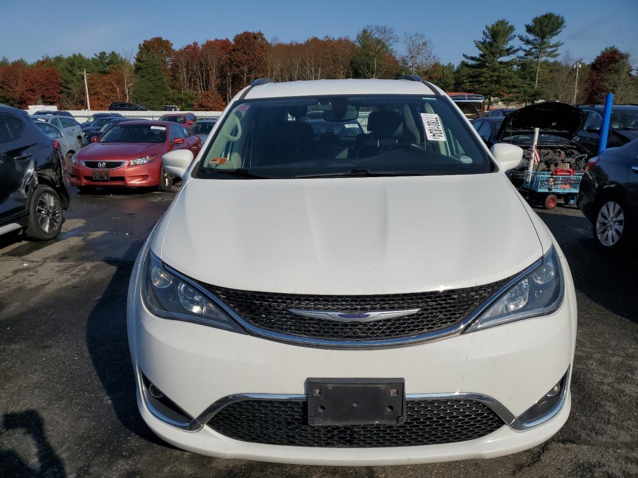 2020 Chrysler Pacifica - Image 5