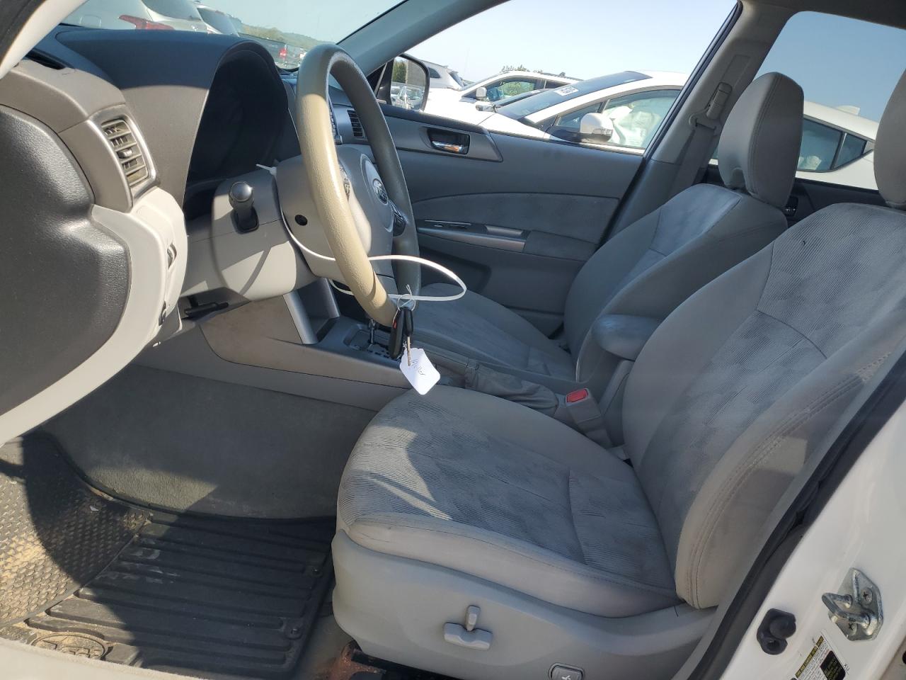 2010 Subaru Forester - Image 7