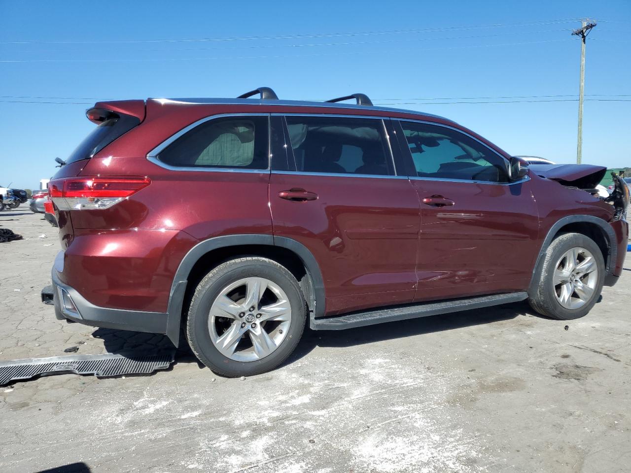 2019 Toyota Highlander - Image 3
