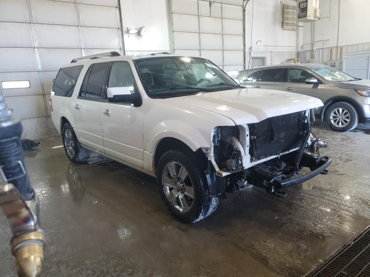 2010 Ford Expedition - Image 4