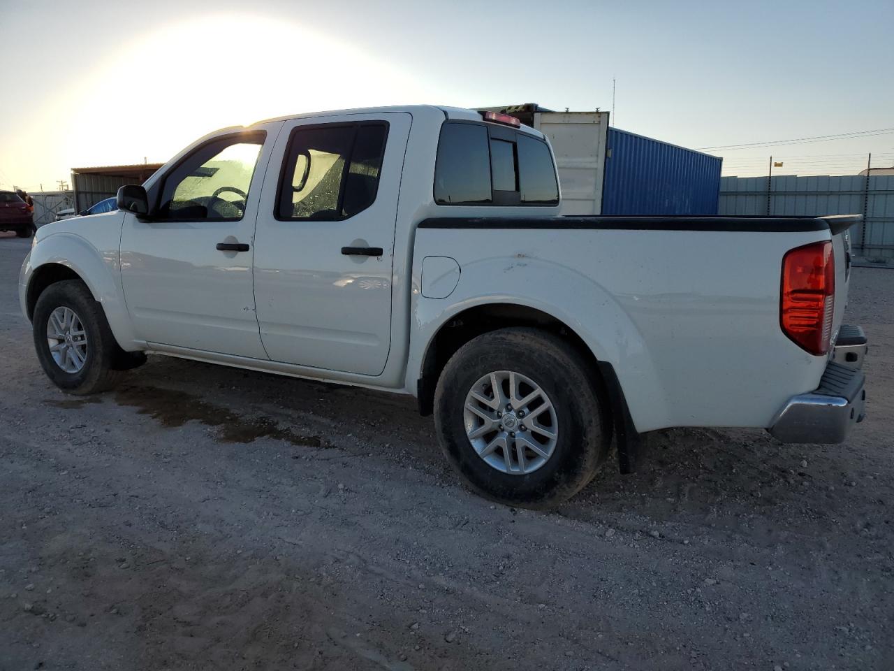 2020 Nissan Navara (Frontier) - Image 2
