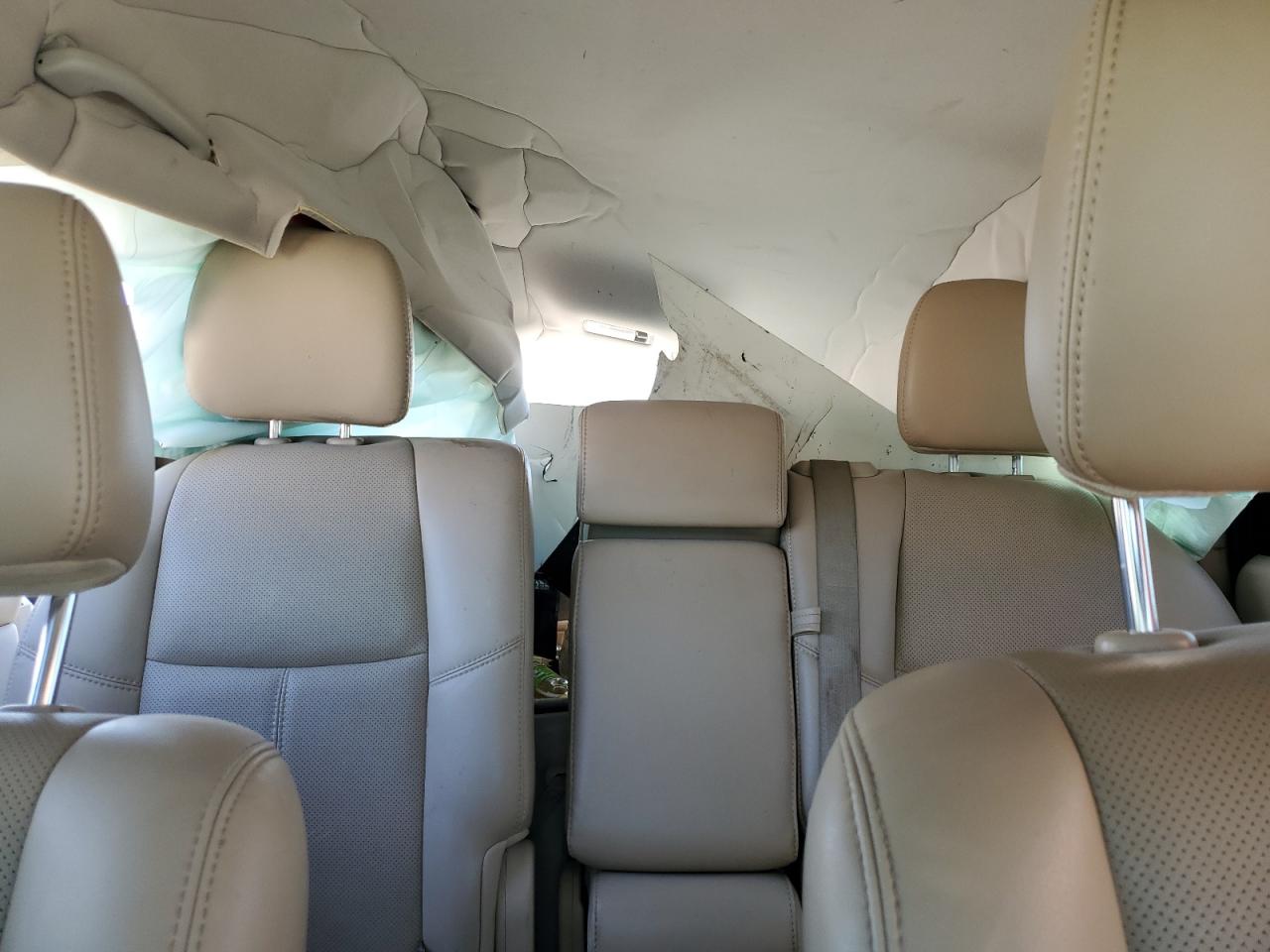 2014 Nissan Pathfinder - Image 10