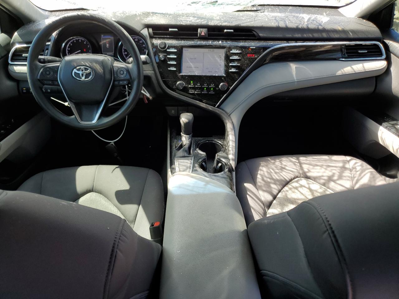 4T1B11HK4JU650327 2018 Toyota Camry L