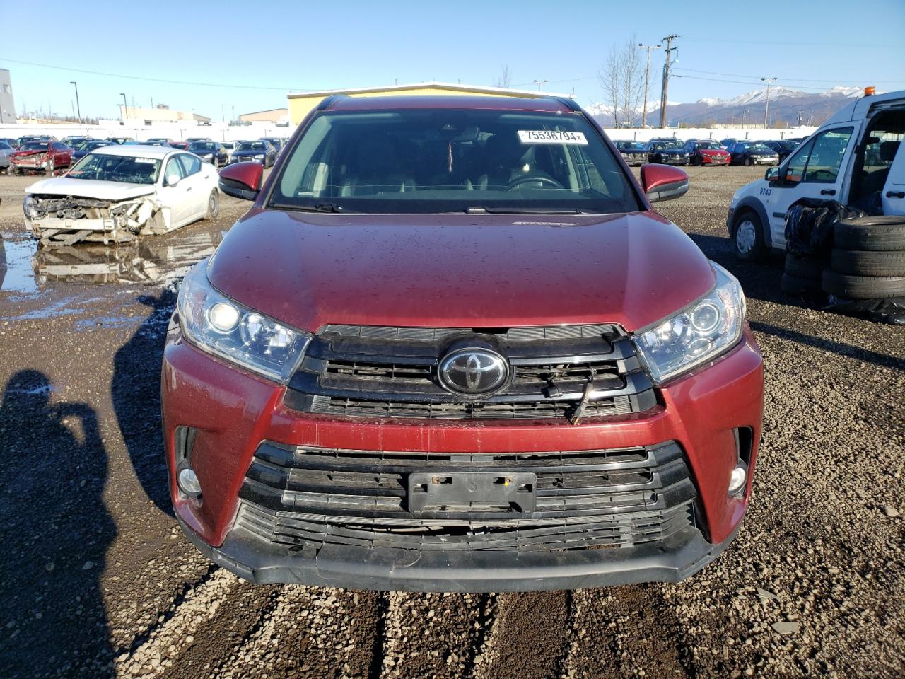 2017 Toyota Highlander - Image 5