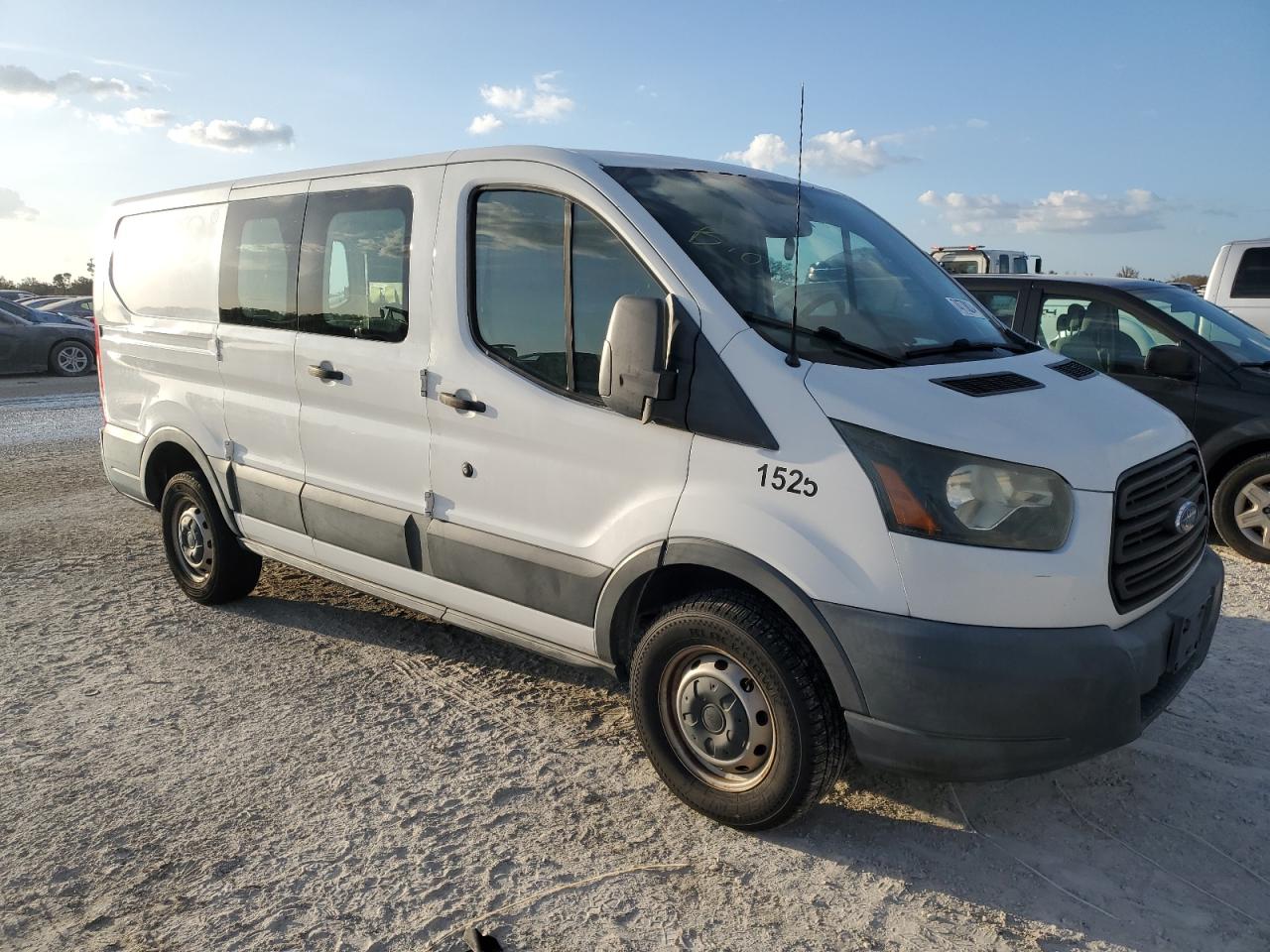 2015 Ford Transit - Image 4