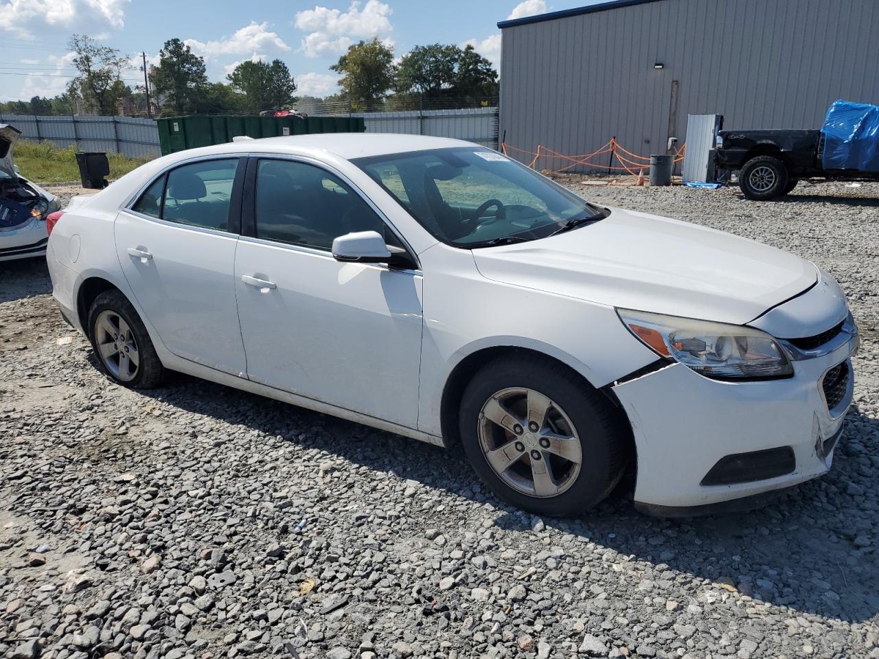 2015 Chevrolet Malibu - Image 4