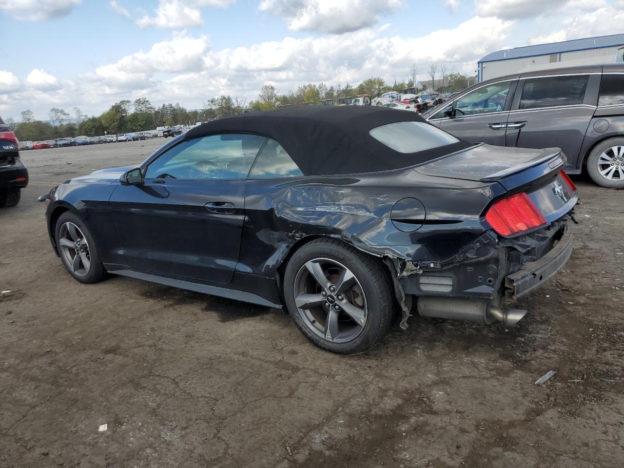 2015 Ford Mustang - Image 2