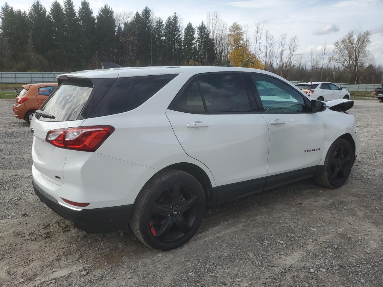 2019 Chevrolet Equinox - Image 3