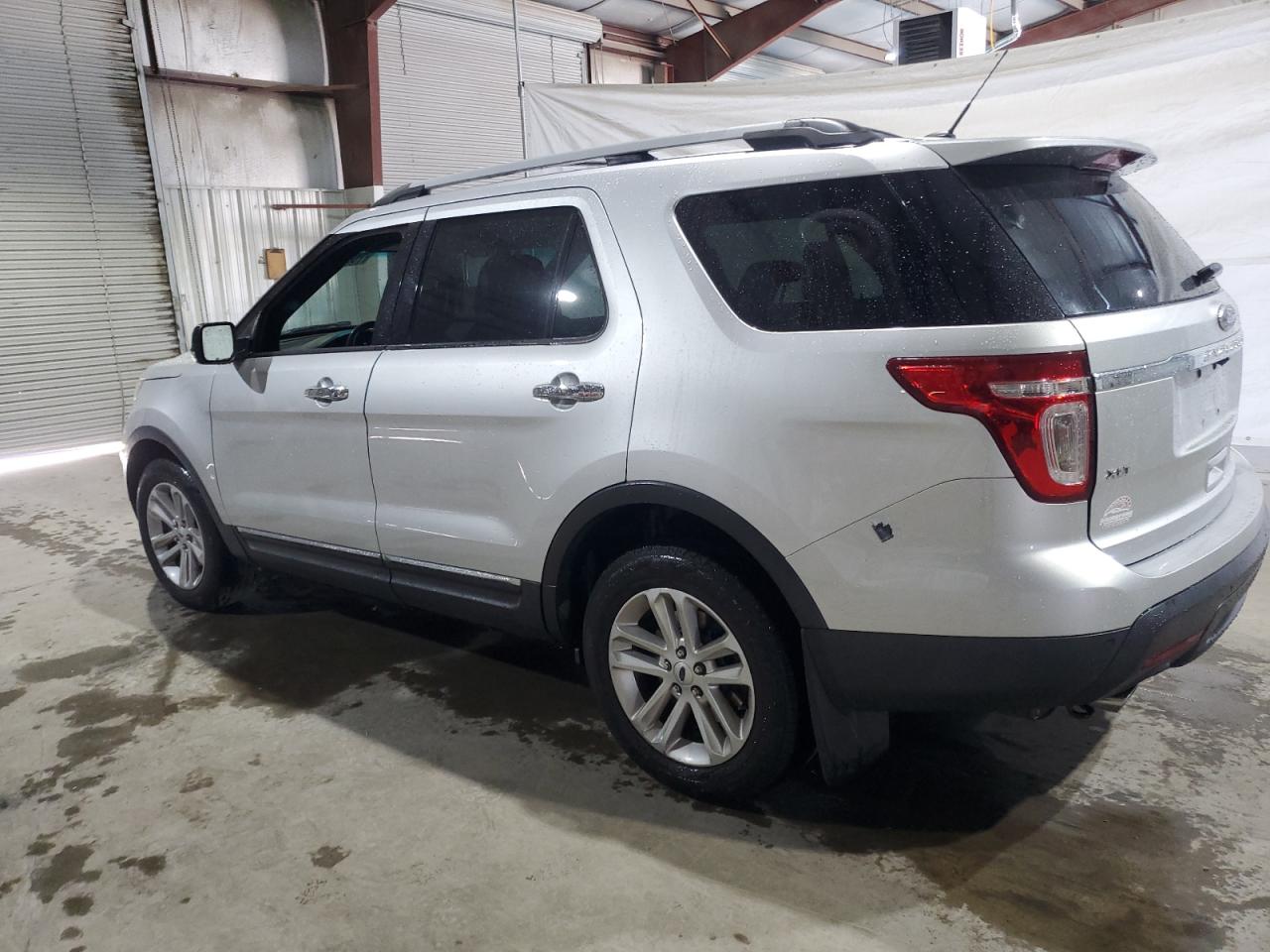 2013 Ford Explorer - Image 2