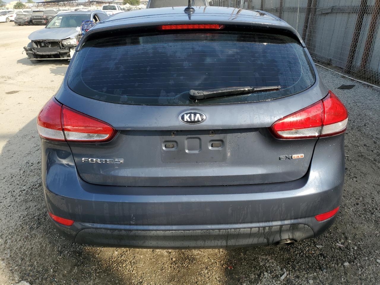 KNAFX5A84G5617984 2016 Kia Forte Ex