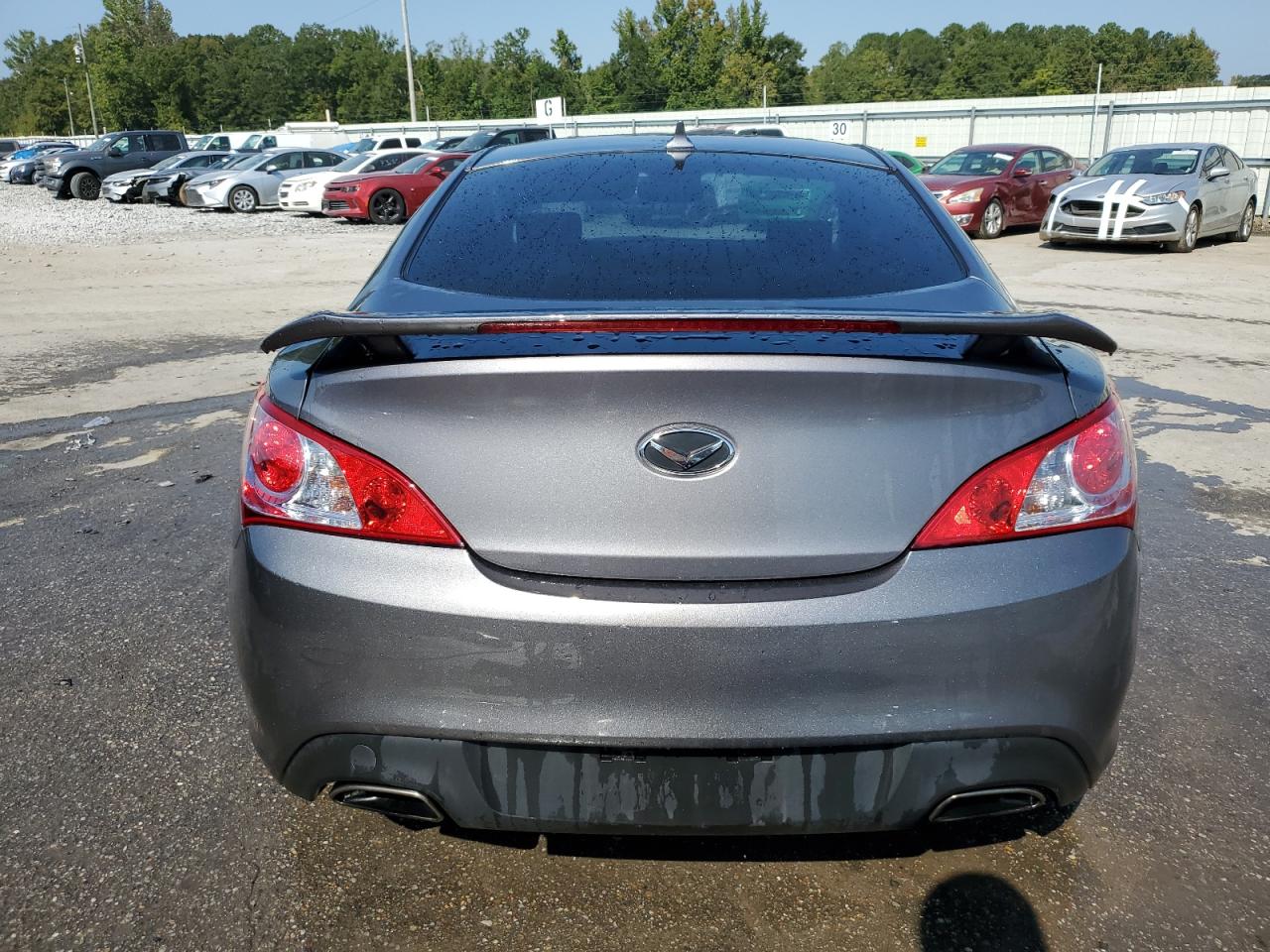 2011 Hyundai Genesis Coupe 3.8L VIN: KMHHU6KH1BU047090 Lot: 75696684