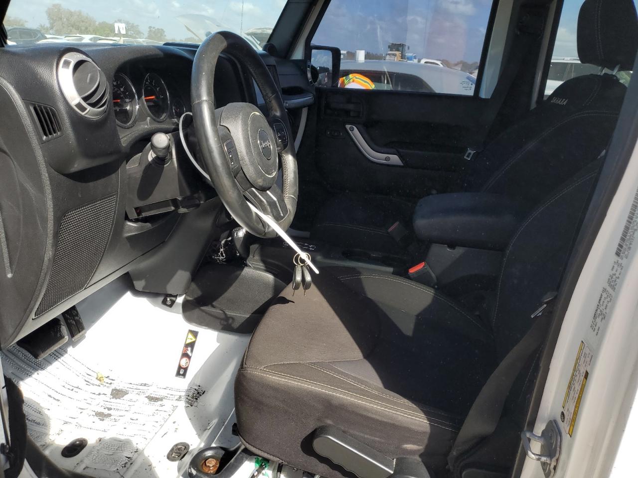 2013 Jeep Wrangler - Image 7
