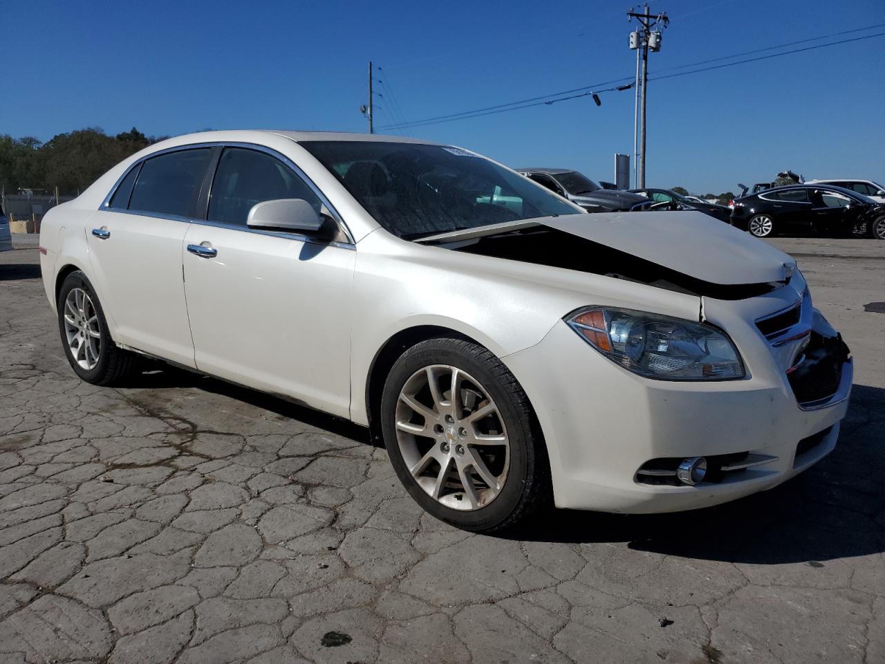 2011 Chevrolet Malibu - Image 4