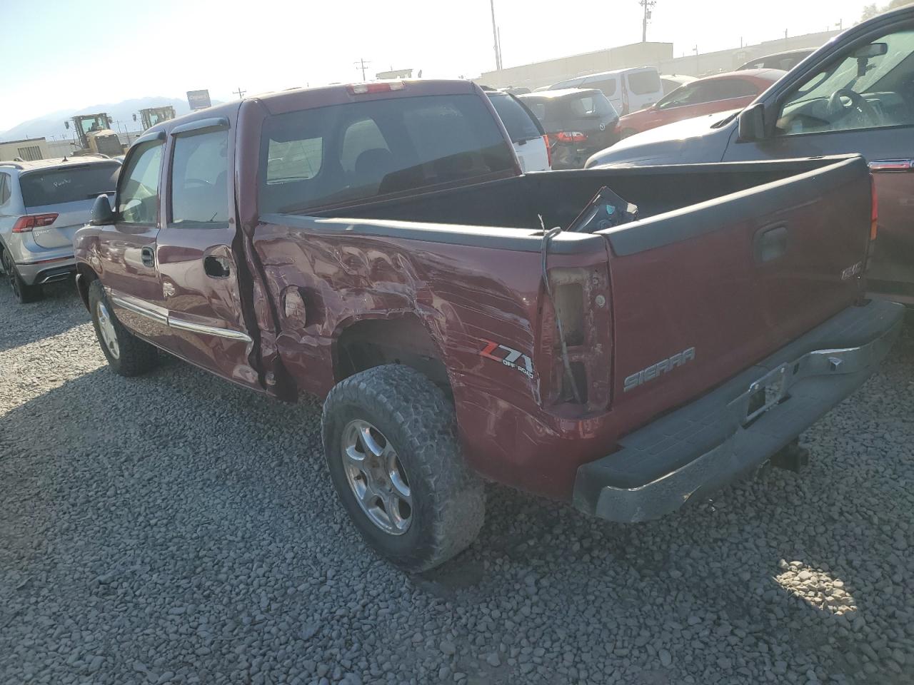 2006 GMC Sierra - Image 2