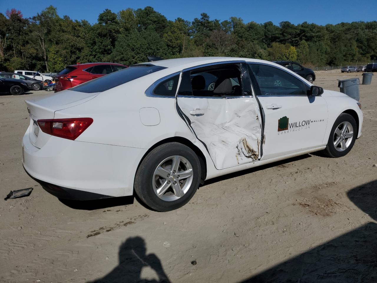 2022 Chevrolet Malibu - Image 3