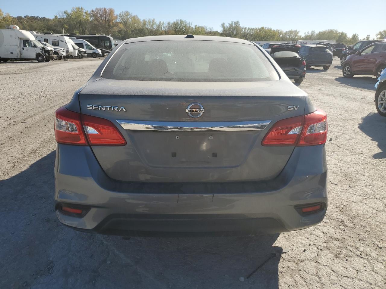 2017 Nissan Sentra - Image 6